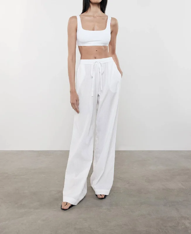 Seersucker Resort Pant In White