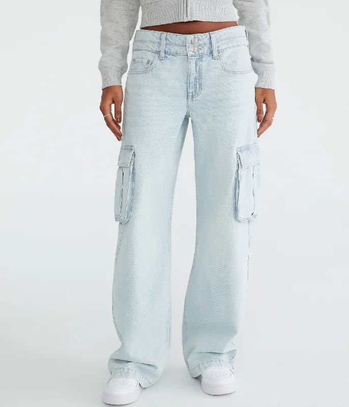 Aeropostale Low-Rise Baggy Wide Leg Cargo Jean