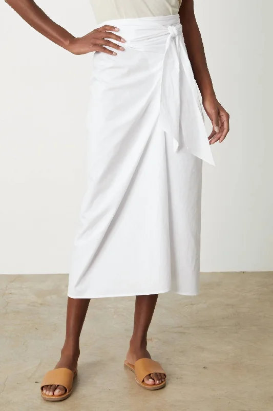 Leena Skirt In White