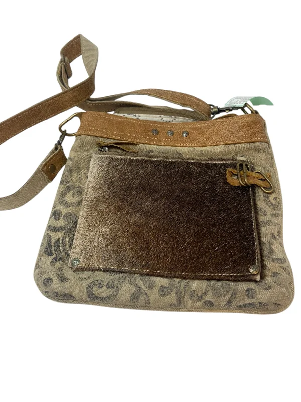 It's SO You Boutique Beige Print Crossbody