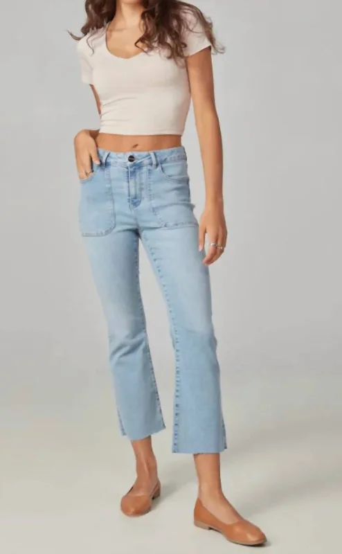 Billie High Rise Boot Cut Jeans In True Denim