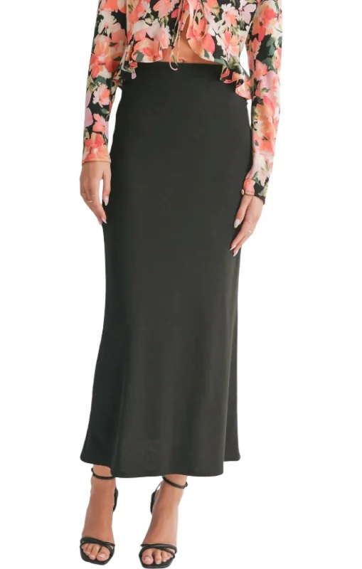 Icon Maxi Skirt In Black